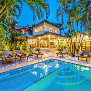  Villa Berlin - Private 6 Bdr In With Pool And Garden
