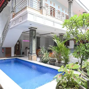 Hotel Ceria Mitra Reddoorz, Seminyak