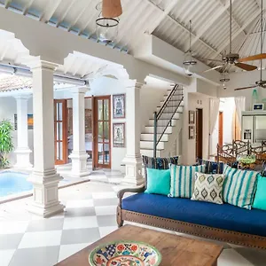  Villa Seni